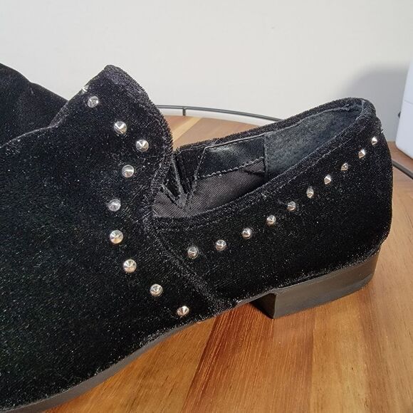 Steven Steve Madden Archie Loafers Size 6 Black Velvet Studded Flats - Picture 16 of 16